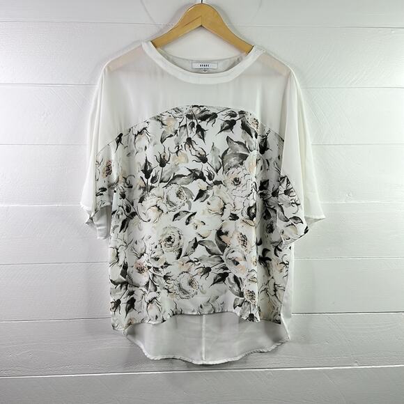 RO & DE Anthropologie White Gray‎ Floral High Low Short Sleeve Blouse Top Size M - Picture 2 of 11